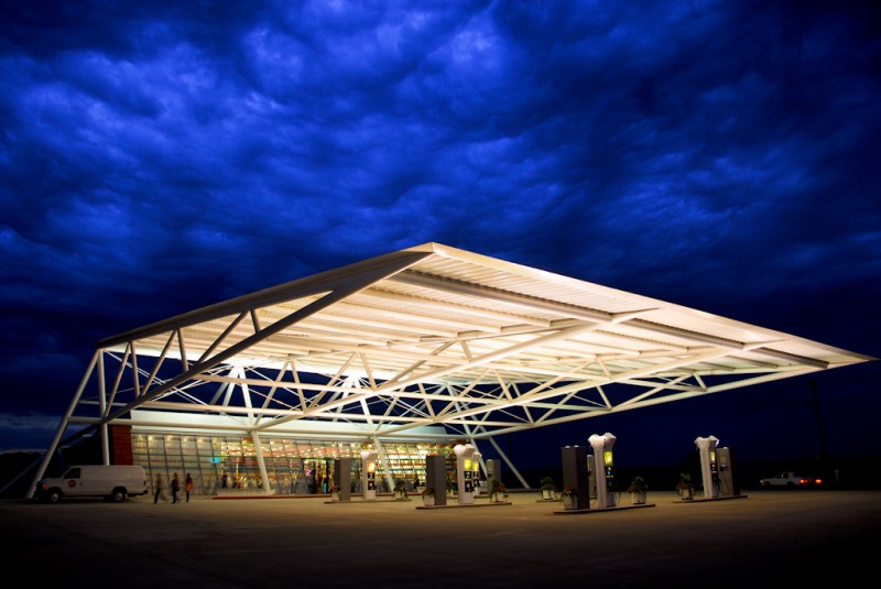 Pops - A Service Station east of Edmond, Oklahoma